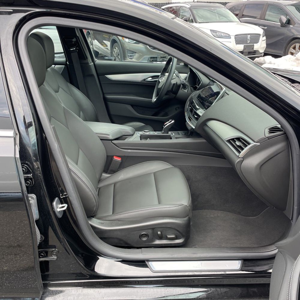 2024 Cadillac CT5 - Image 34