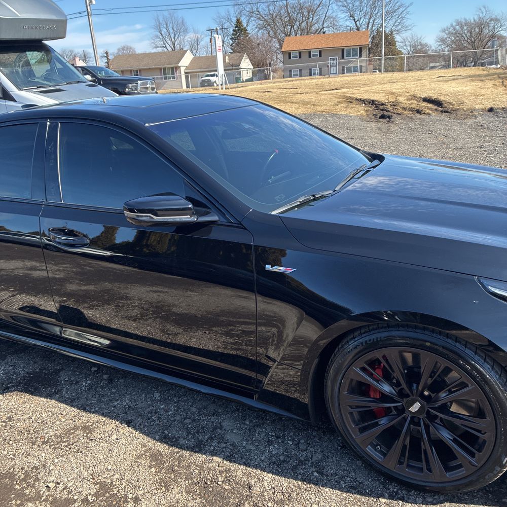 2023 Cadillac CT5-V - Image 8