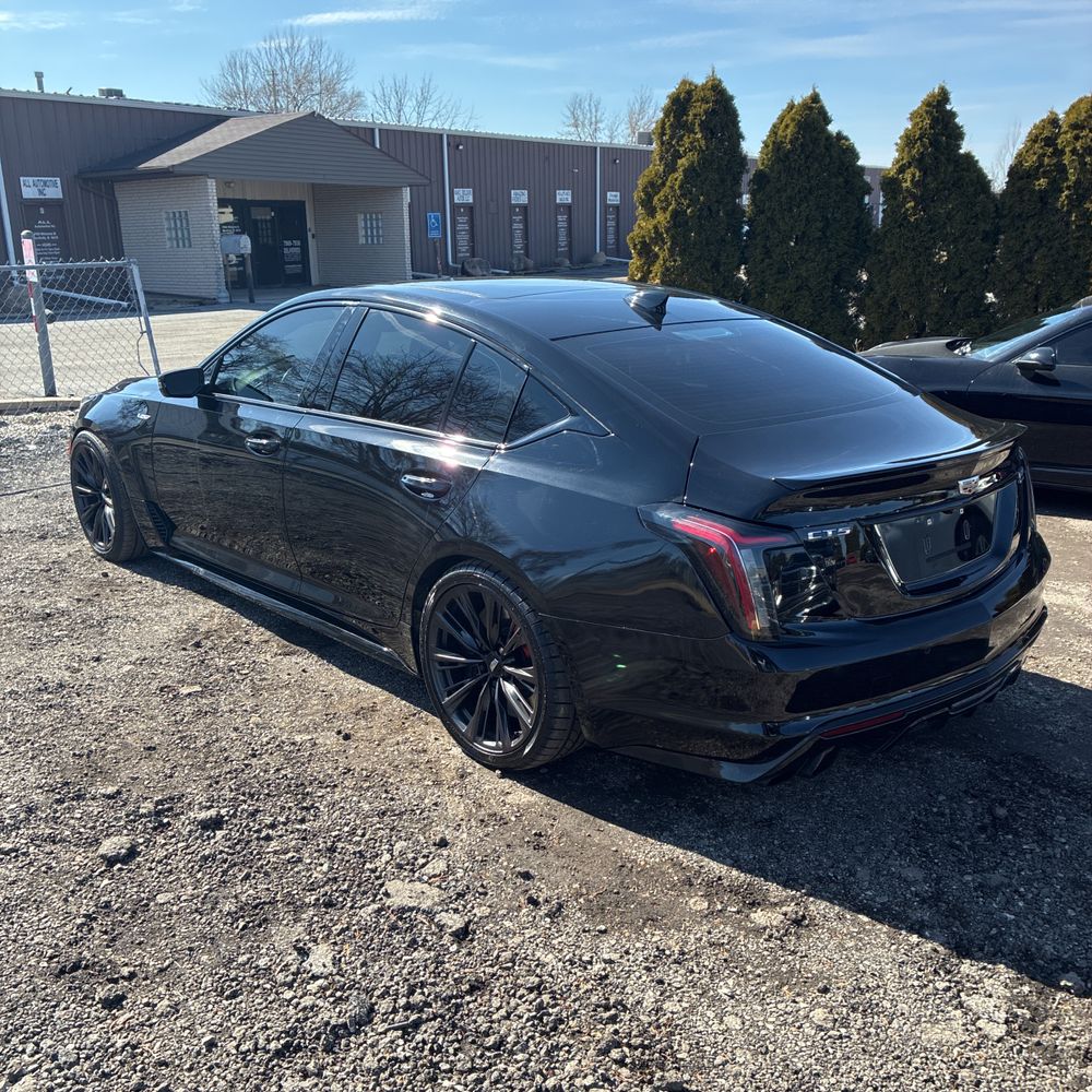 2023 Cadillac CT5-V - Image 60