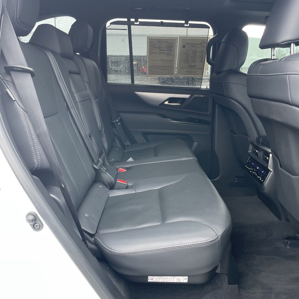 2024 Lexus LX 600 - Image 20