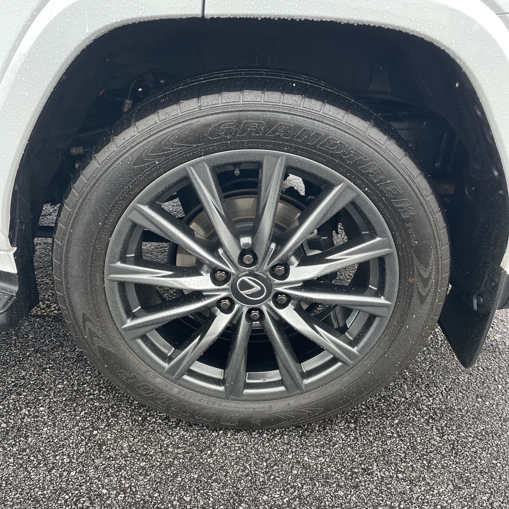 2024 Lexus LX 600 - Image 32