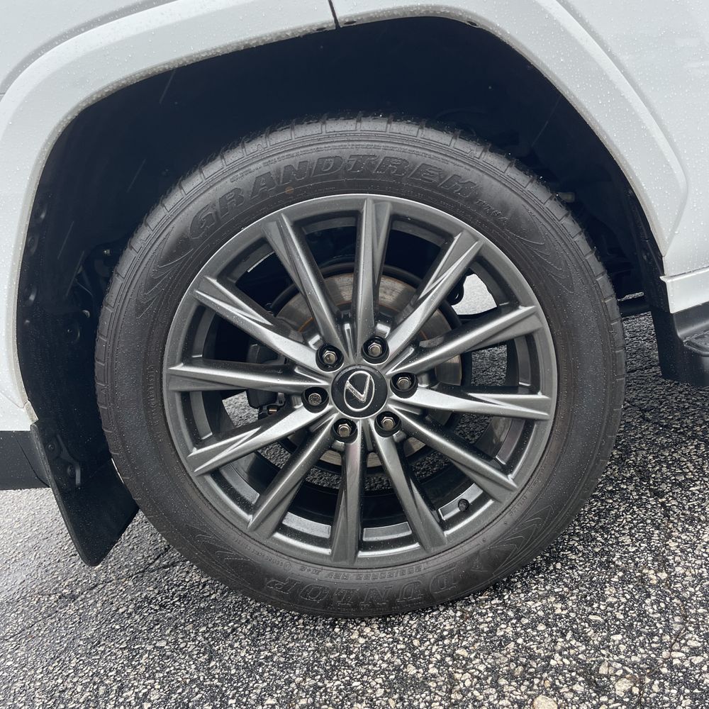 2024 Lexus LX 600 - Image 38