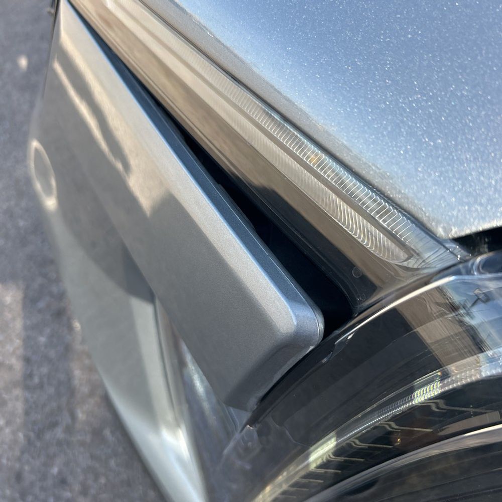 2024 Cadillac XT4 - Image 5