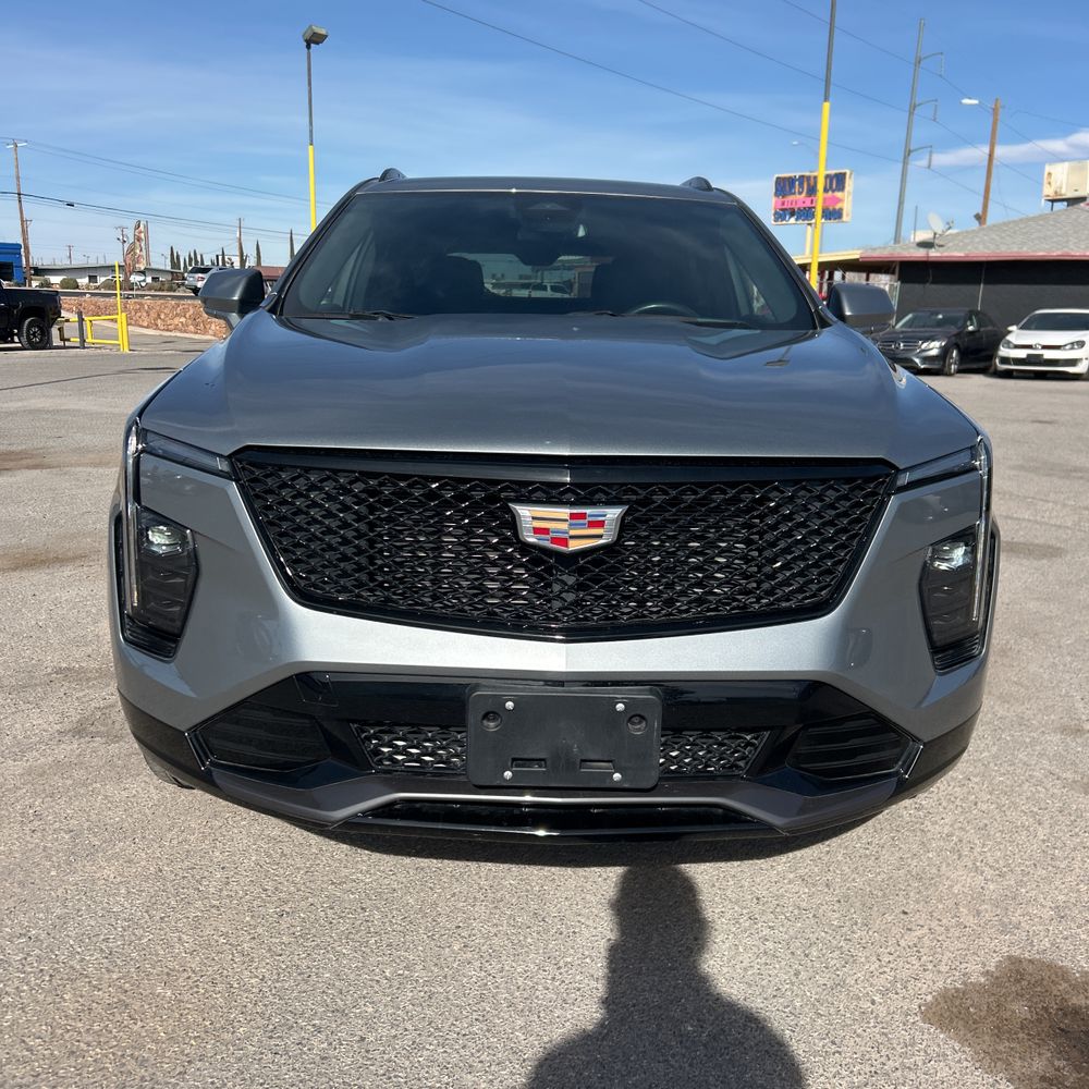 2024 Cadillac XT4 - Image 17