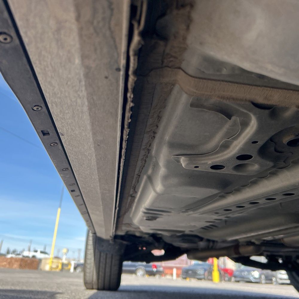 2024 Cadillac XT4 - Image 40