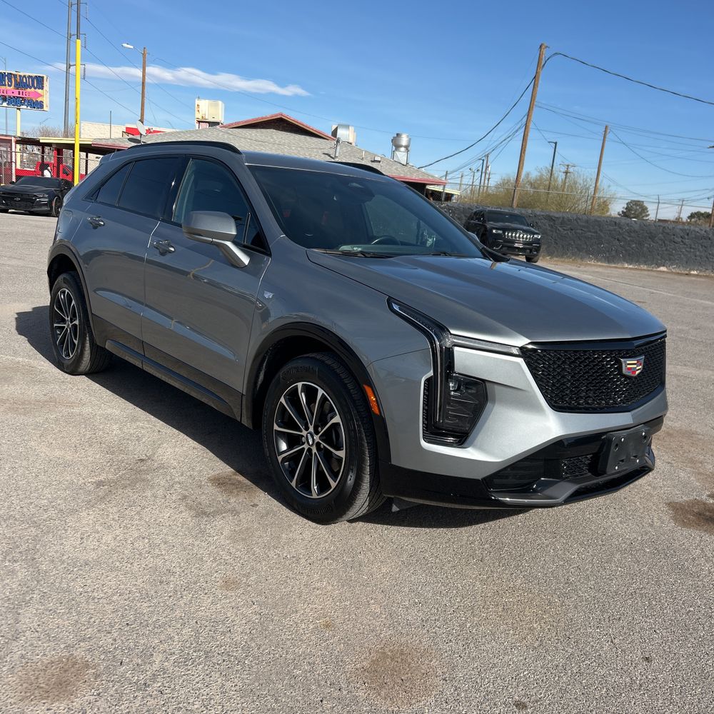2024 Cadillac XT4 - Image 44