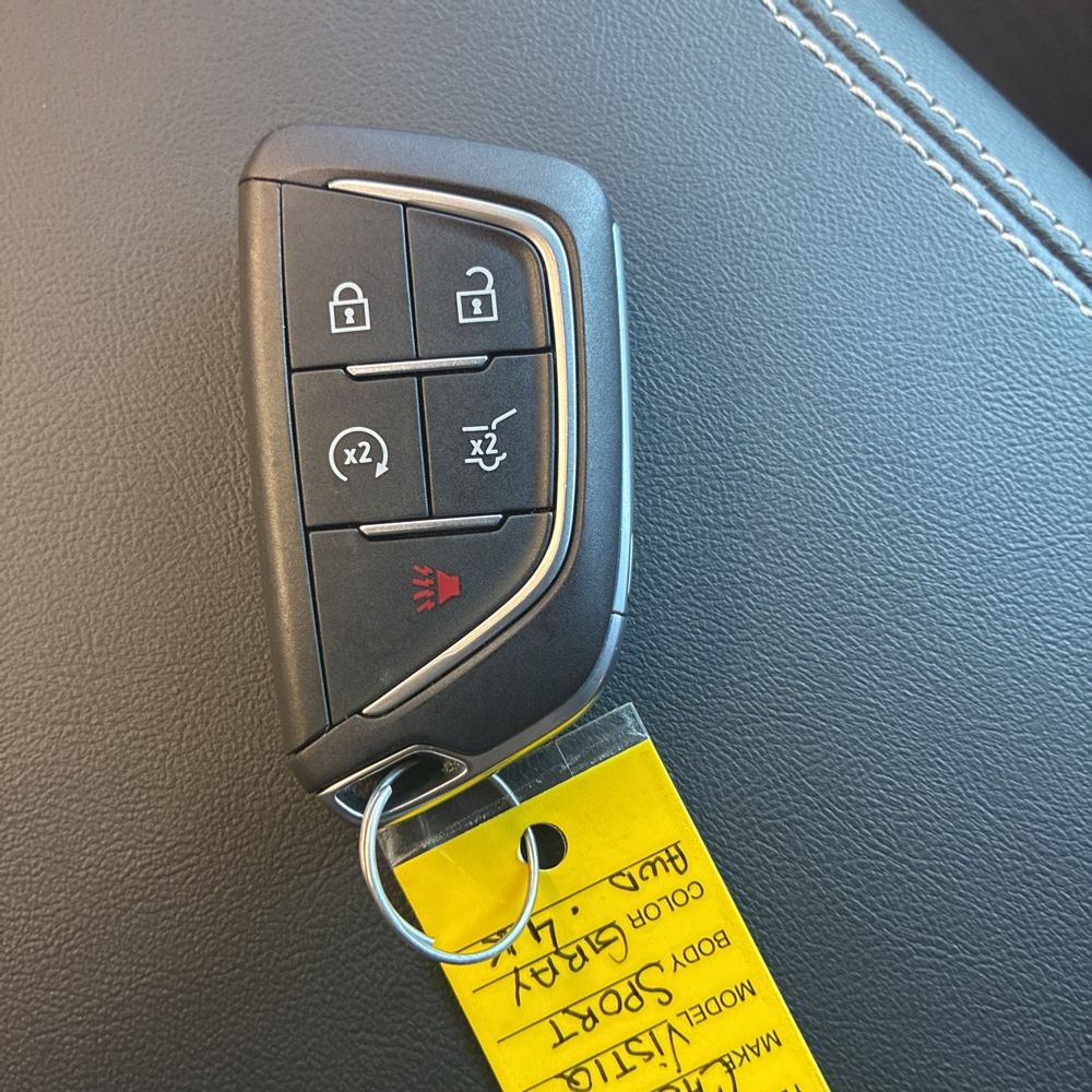 2026 Cadillac Vistiq Sport - Image 37