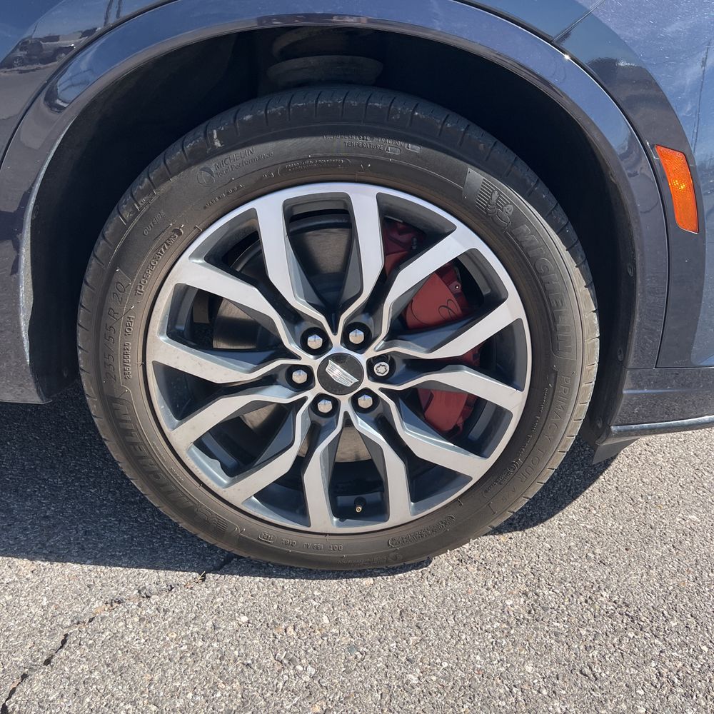 2024 Cadillac XT6 - Image 9