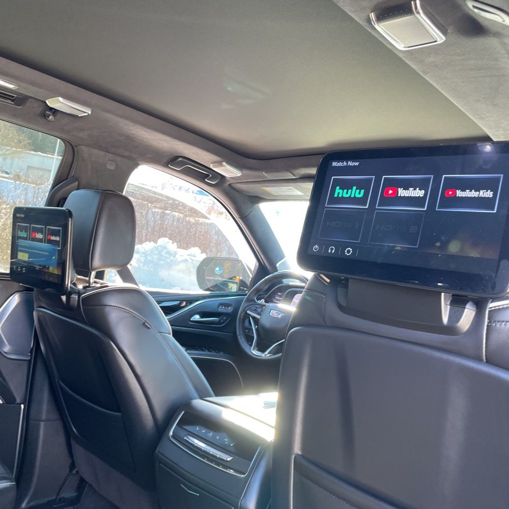 2024 Cadillac Escalade-V ESV - Image 15