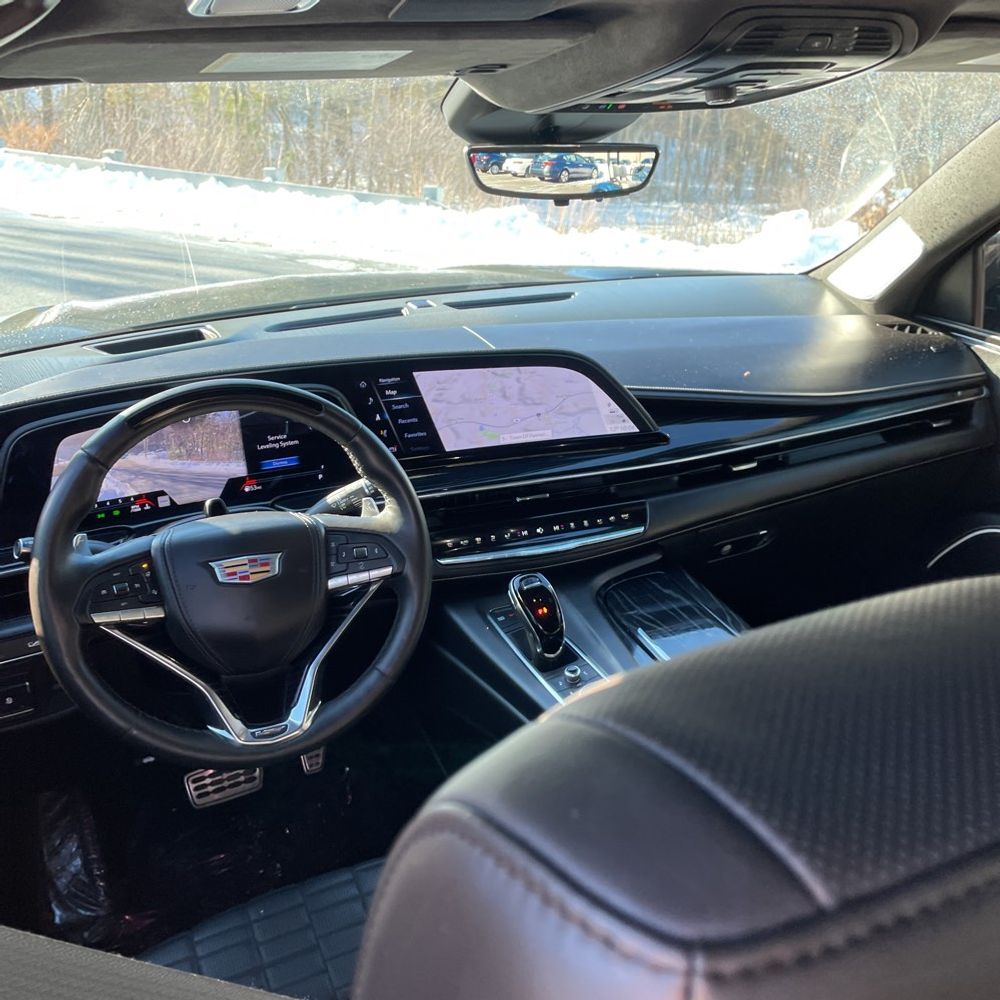 2024 Cadillac Escalade-V ESV - Image 19