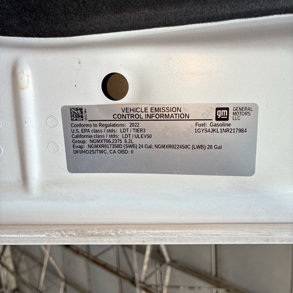 2022 Cadillac Escalade ESV - Image 3