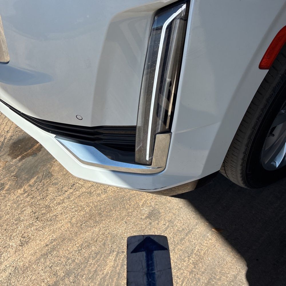 2022 Cadillac Escalade ESV - Image 6