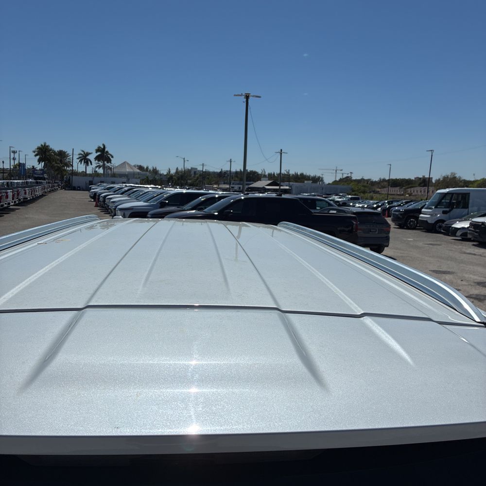 2022 Cadillac Escalade ESV - Image 12