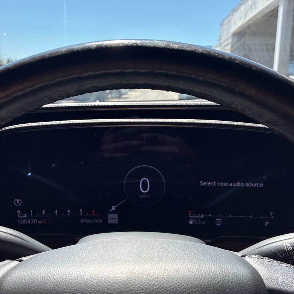 2022 Cadillac Escalade ESV - Image 26