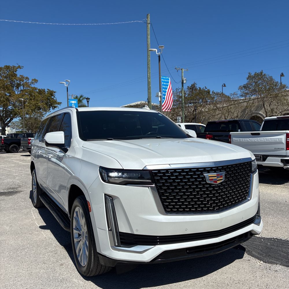 2022 Cadillac Escalade ESV - Image 37