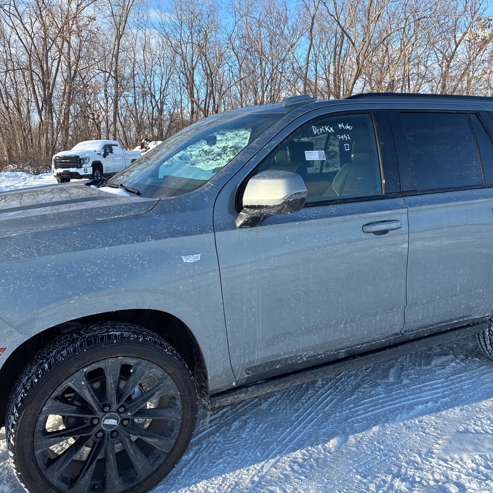 2026 Cadillac Escalade - Image 6